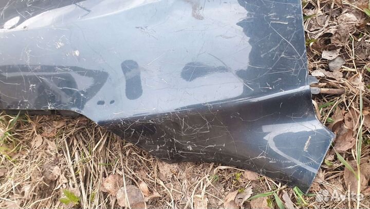 Продам крыло правое на X-trail T32