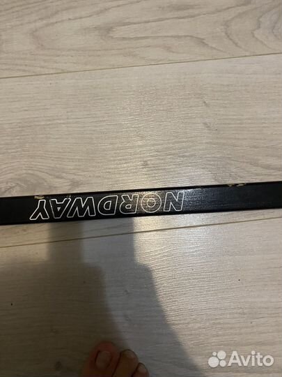 Клюшка хоккейная