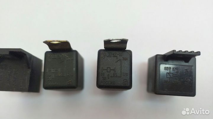 Реле Электромагнитное 12В 90374710