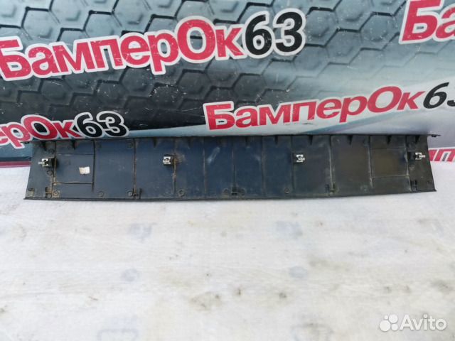 Обшивка двери багажника задняя Chevrolet Cruze