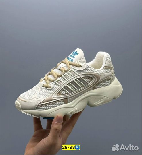 Кроссовки Adidas Ozmillen (Арт.39556)