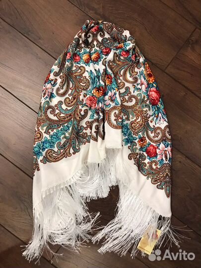 Платок шерстяной