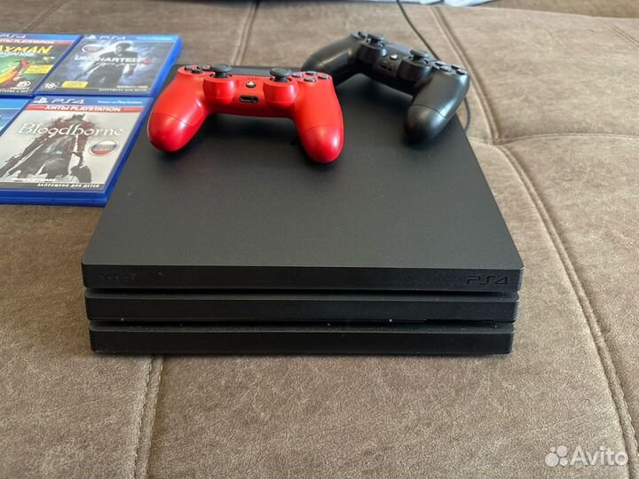 Sony playstation 4 PS4 pro 1tb с играми