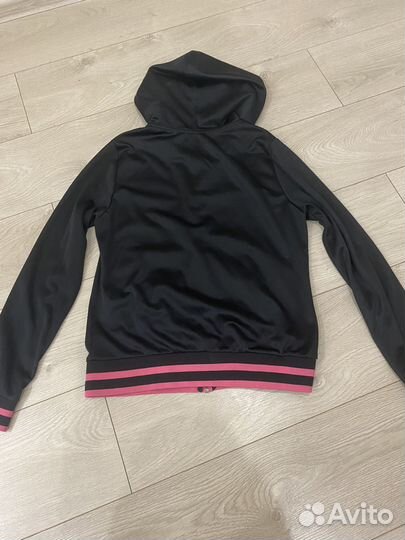 Спортивная кофта