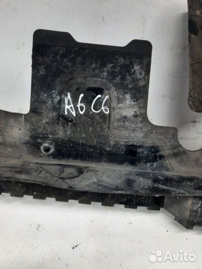Дефлектор радиатора Audi A6 универсал 1.9 2006