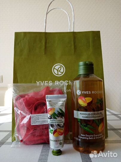 Подарочные наборы к празднику Ив Роше