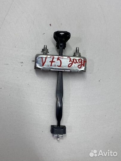 Ограничитель двери задний Toyota Camry V70/V75