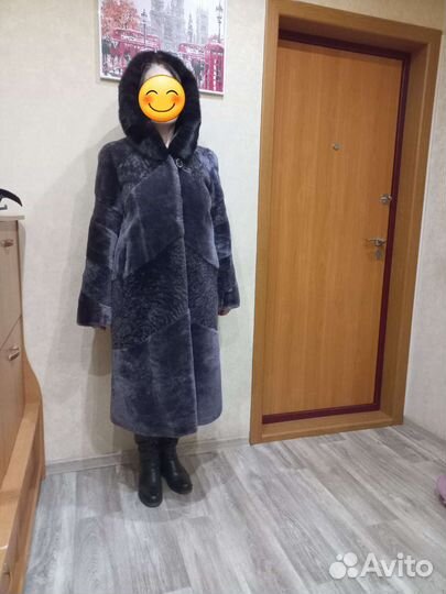 Шуба мутоновая с капюшоном 48
