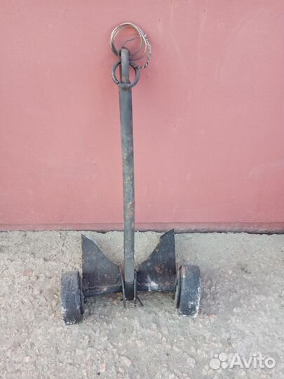 Якорь для лодки