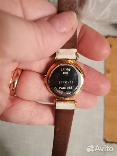 Часы наручные мужские и женские