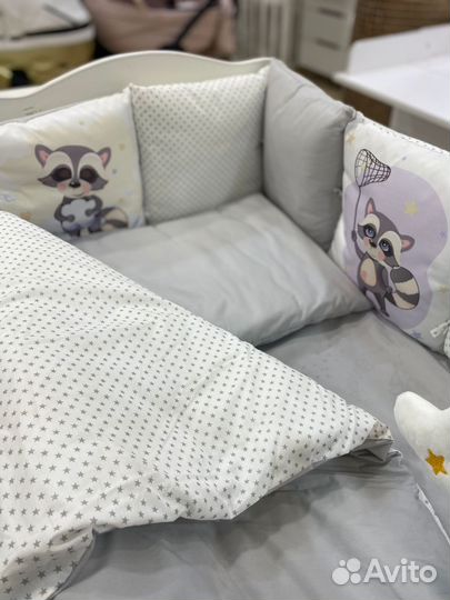 Комплект в кроватку с принтами (17 пр) сатин