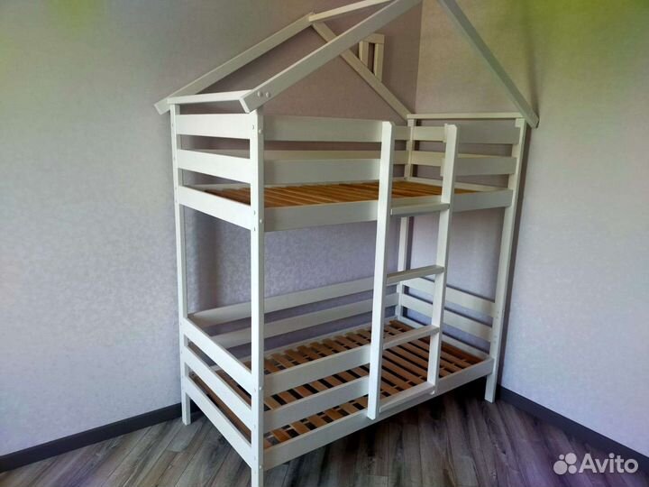 Детская двухъярусная кровать Домик