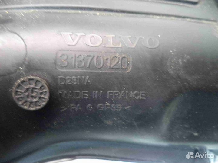 Патрубок охлаждения для Volvo XC90 2 31370120