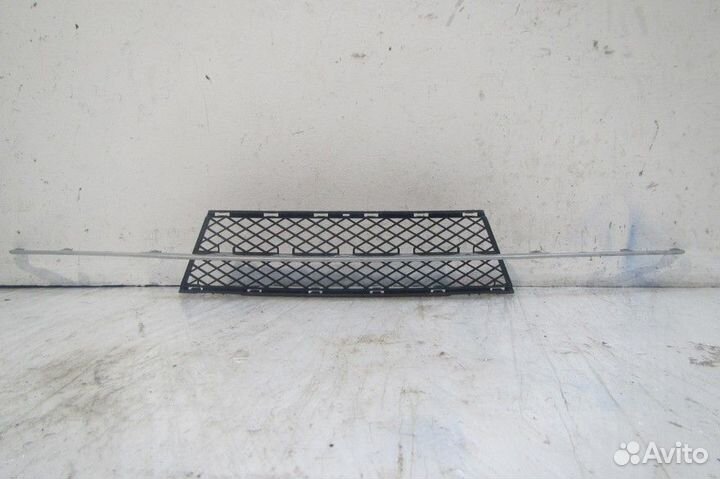 Накладка переднего бампера