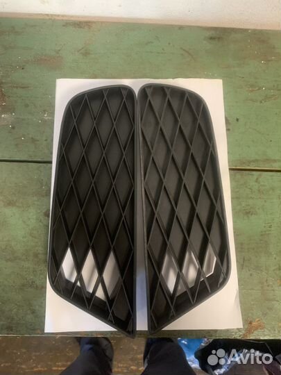 Phd99154gar Решетка в бампер пер.прав. лев