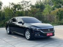 Volkswagen Passat 1.5 AMT, 2021, 27 800 км, с пробегом, цена 1 765 000 руб.