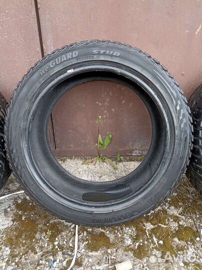 Yokohama Ice Guard IG35 235/45 R18 98T