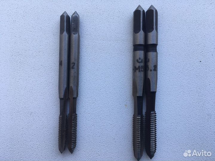 Метчики, метчикодержатель, плашки, плашкодержатель