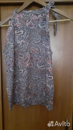 Отдам женские вещи