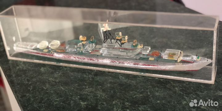 Модель корабля