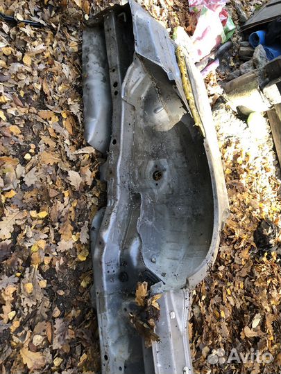 Порог со стойкой Honda Odyssey