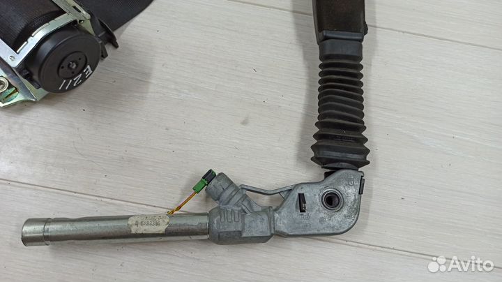 Ремни безопасности передний правый BMW 5 E60 E61