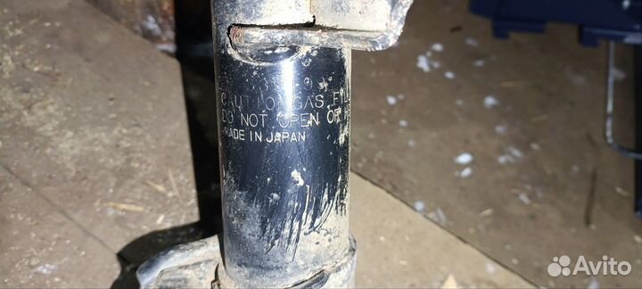 Амортизаторы передние KYB Excel-G Nissan X-Trail