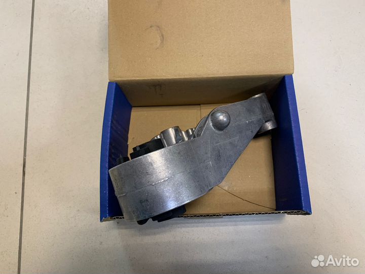 Опора двигателя передняя Astra H 2005 - 2013