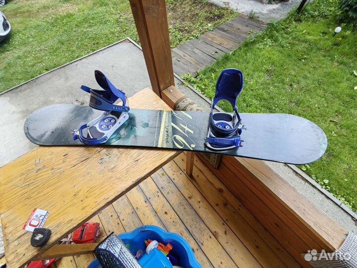 Сноуборд 155см с креплениями