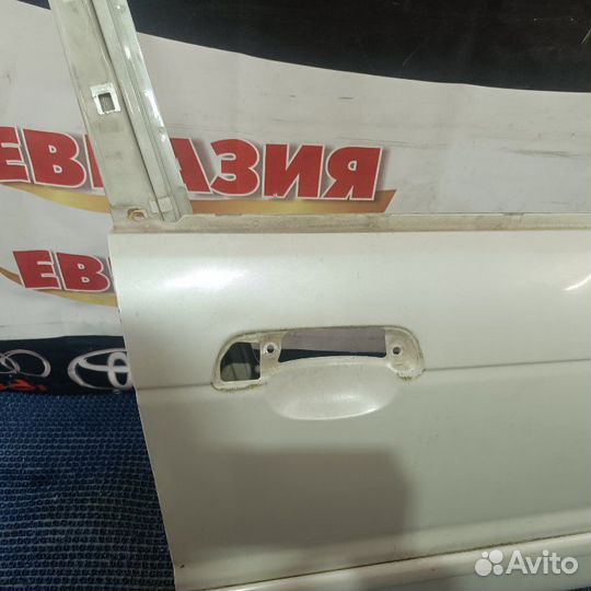 Дверь боковая передняя правая Suzuki Cultus G16A