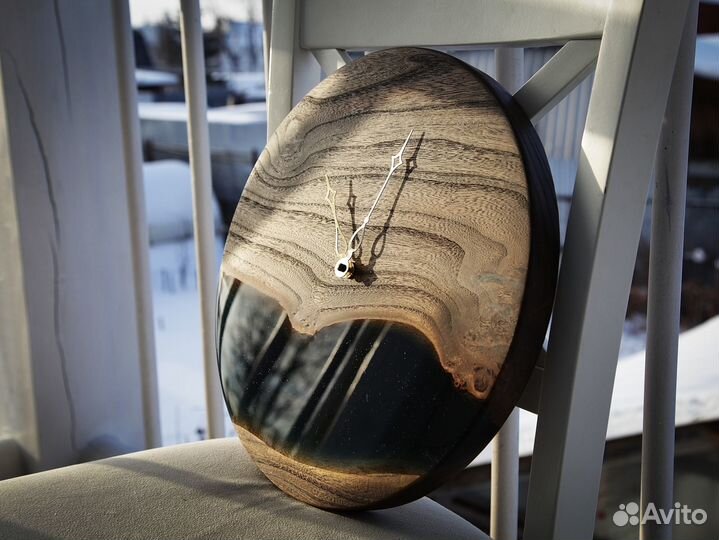 Часы из дерева, часы из смолы, настенные часы