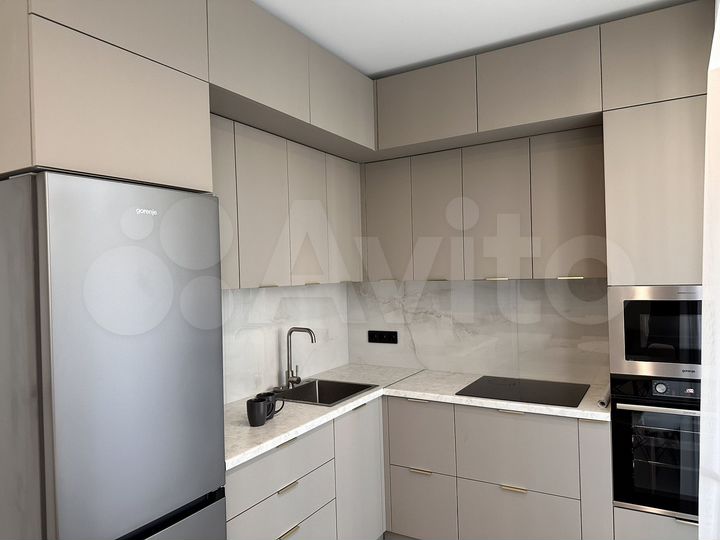 2-к. квартира, 46 м², 4/4 эт.