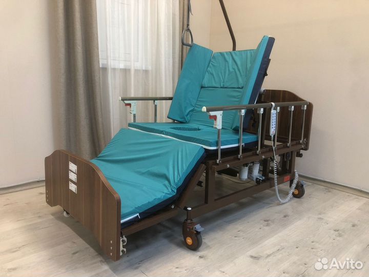 Медицинская электрическая кровать MET Revel NEW