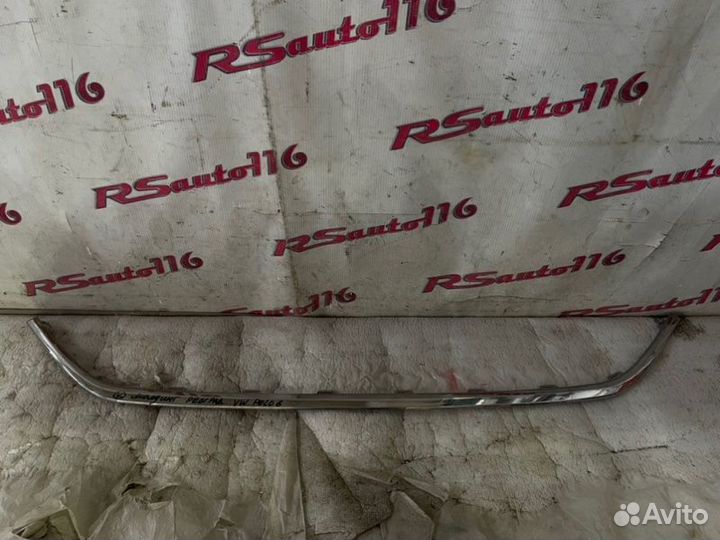 Молдинг решетки радиатора Volkswagen Polo 6 До