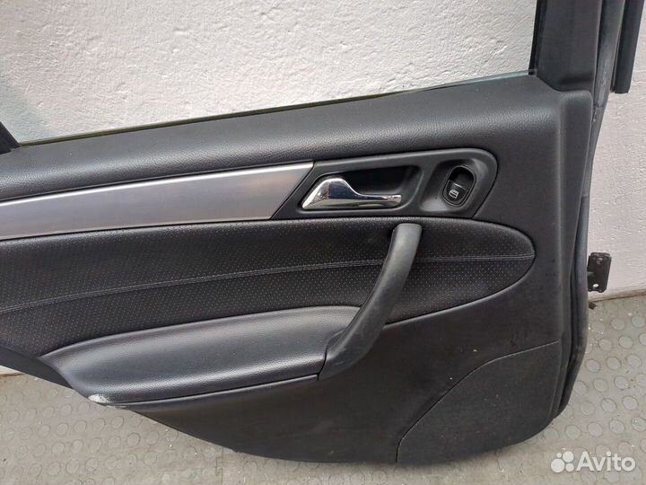 Дверь боковая левая задняя Mercedes C W203