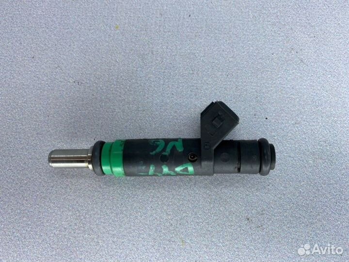 Форсунка топливная Bmw X5 E53 рестайлинг N62 4.4I
