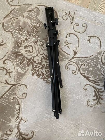 Штатив пюпитер