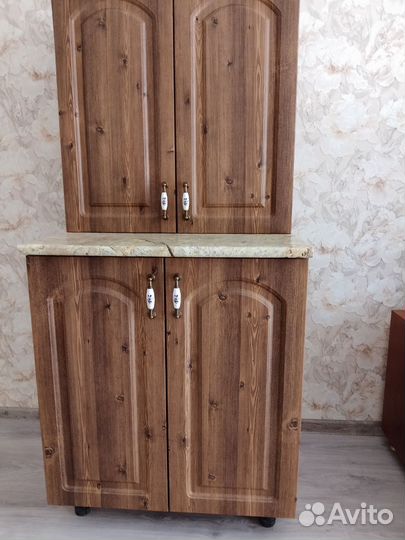 Стол -тумба кухонный