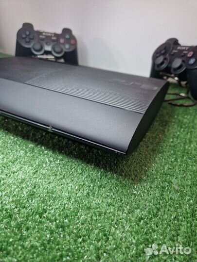 Ps3 прошитая + 50 игр 500gb + 2 гемпада