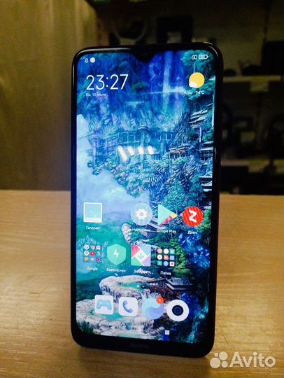 Смартфон Xiaomi Redmi 8