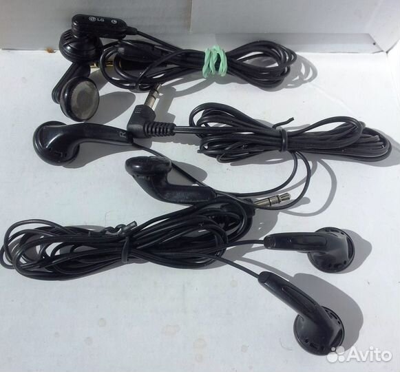 Наушники разные