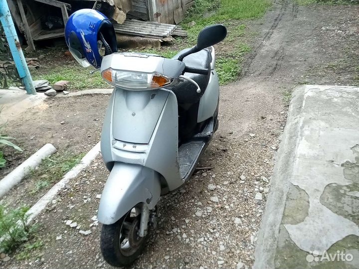 Скутер Honda Lead 100 (2001)