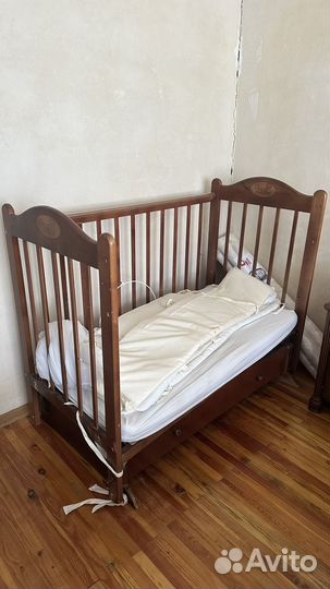 Детская кроватка