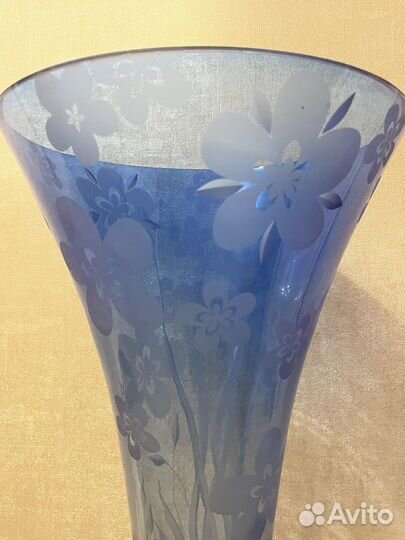 Напольная ваза