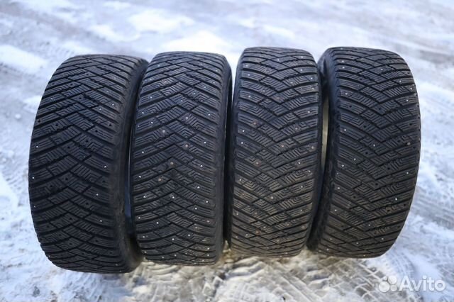 Goodyear UltraGrip Ice Arctic SUV 255/55 R19 111T