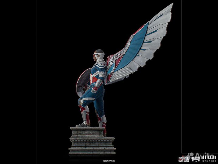 Captain America Sam Wilson (Open Wings Version)