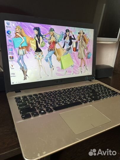 Ноутбук asus