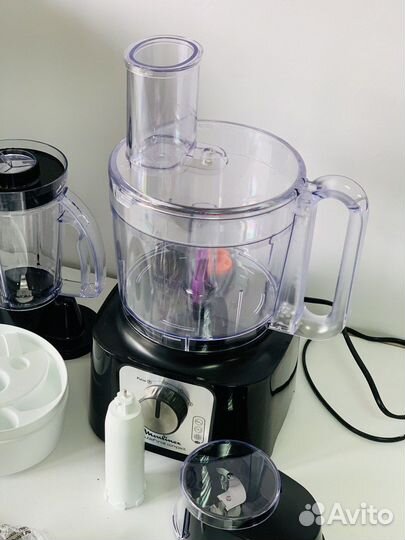 Кухонный комбайн Moulinex FP546811