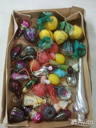 Игрушки для мини елки