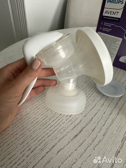 Молокоотсос avent ручной